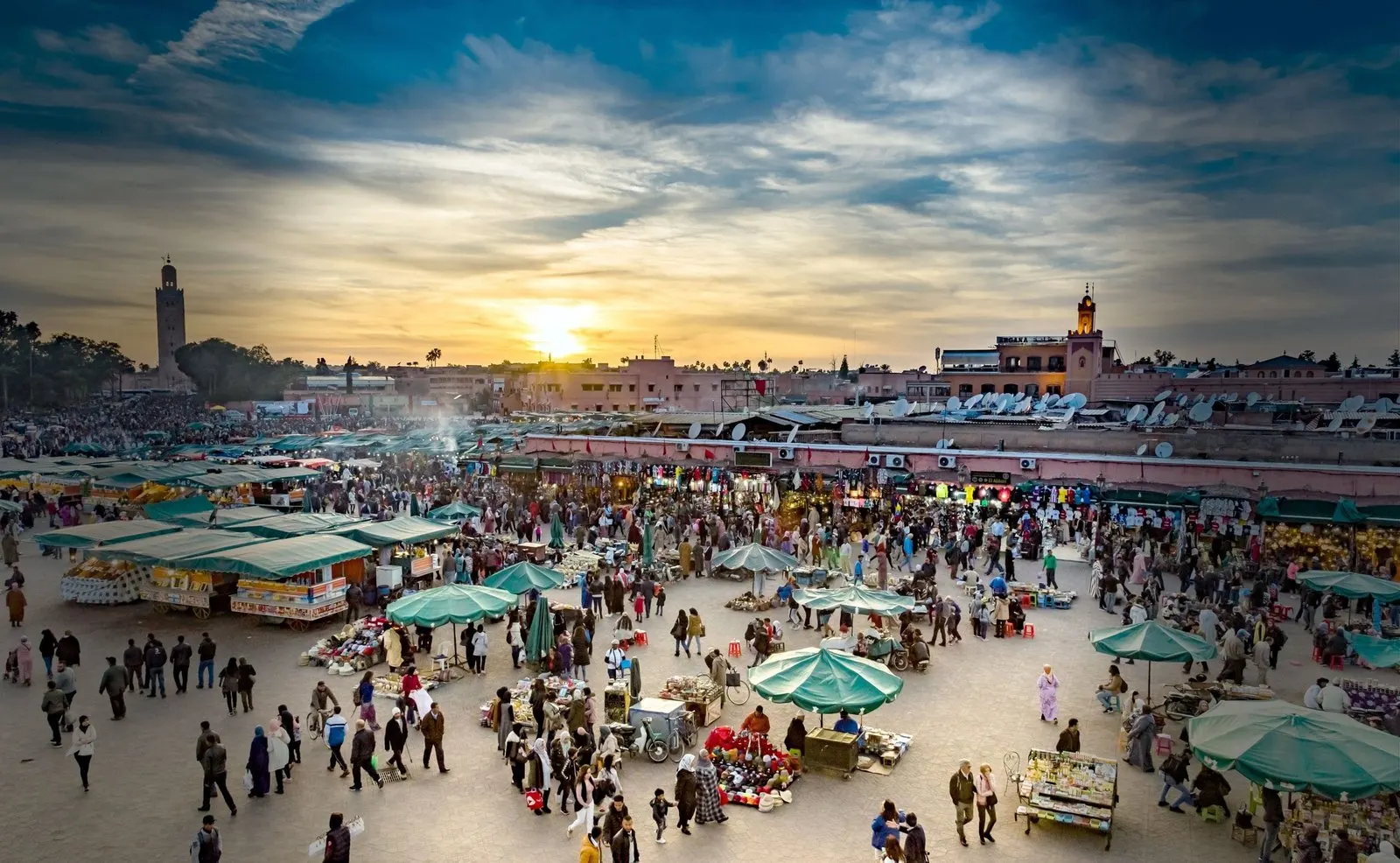 Marrakech: Jemaa el-Fna, the souks and the palaces
